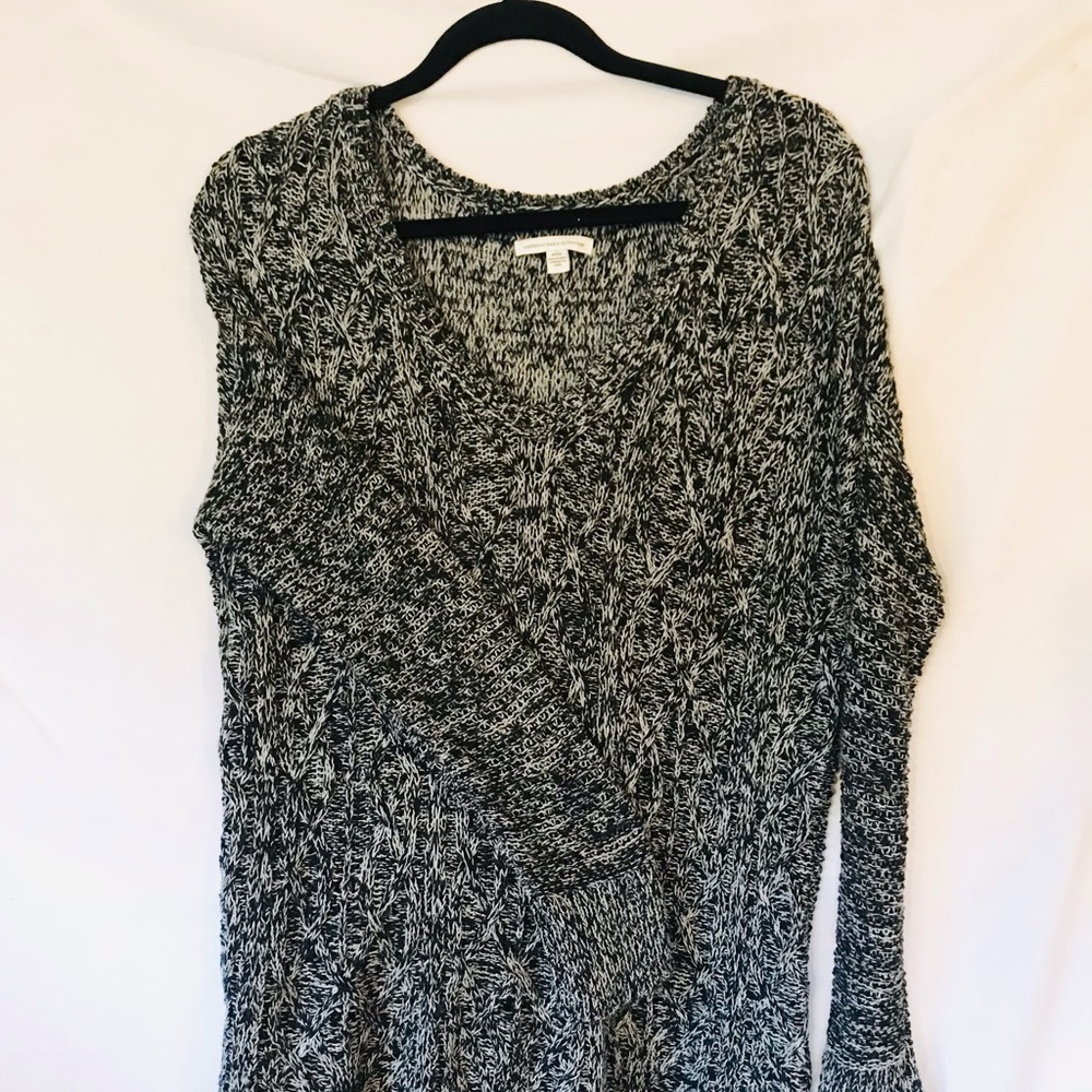 American Eagle Outfitters Open Weave Sweater Size Medium